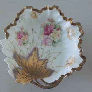 Stunning Antique Porcelain Bowl